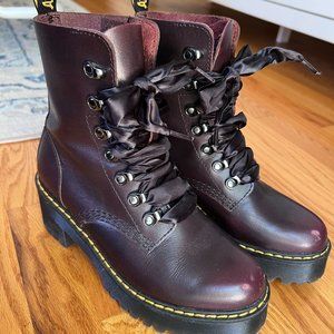 Dr. Martens Leona Women's Vintage Leather Heeled Boots Size 6